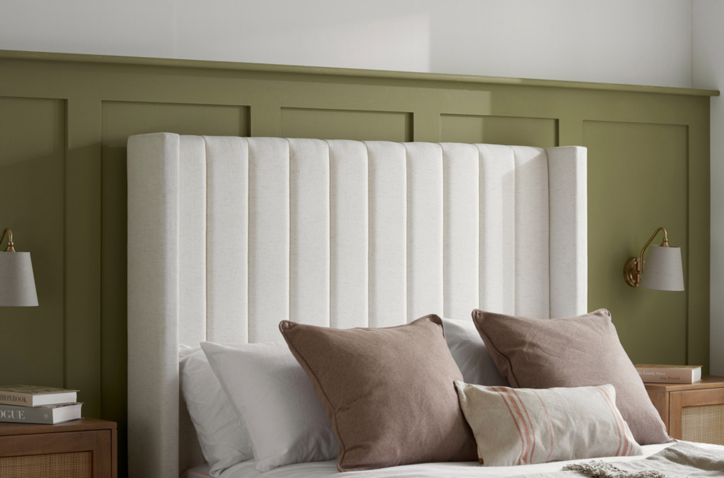 2026 Maisey Ottoman Bed – White Premium Linen